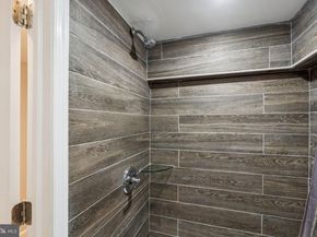 17 S 45TH Street, Philadelphia PA 19104