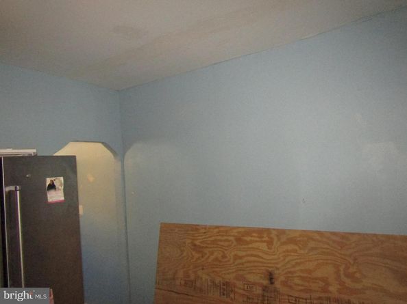1827 W Rockland Street, Philadelphia PA 19141