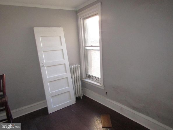 1827 W Rockland Street, Philadelphia PA 19141