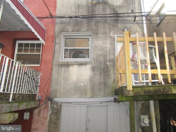 1827 W Rockland Street, Philadelphia PA 19141