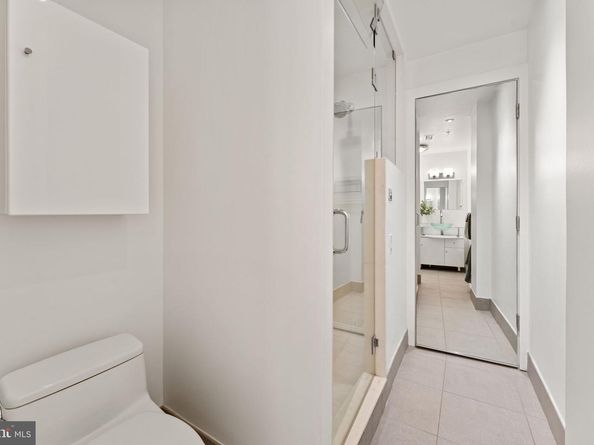 1516 R Street NW 3, Washington DC 20009