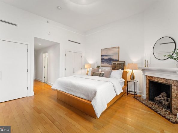 1516 R Street NW 3, Washington DC 20009