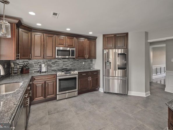 5281 Harrington Court, Doylestown PA 18902