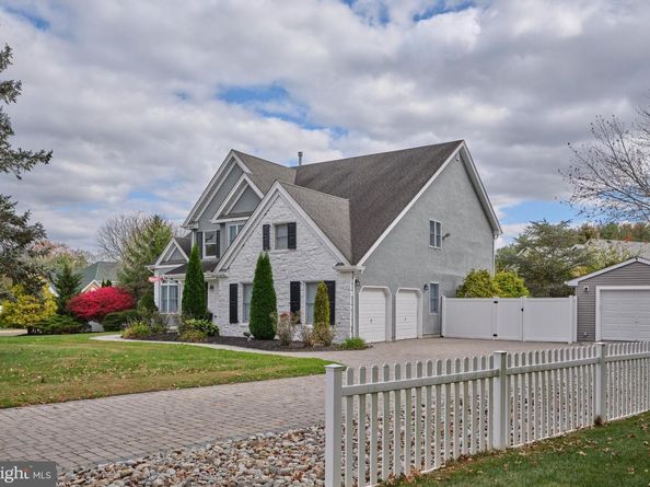 5281 Harrington Court, Doylestown PA 18902