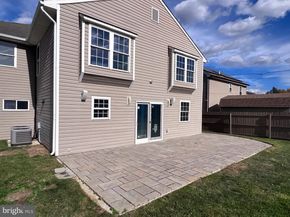 19 Prunewood Road, Levittown PA 19056
