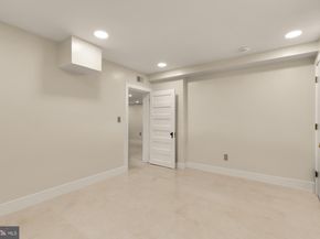 2137 R Street NW, Washington DC 20008