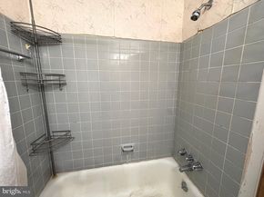 801 Charette Road, Philadelphia PA 19115