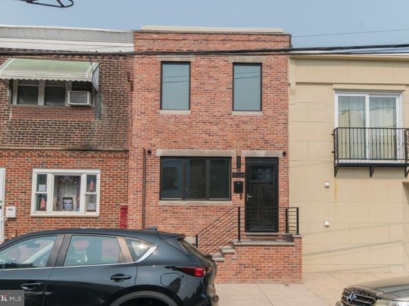 2902 S 15TH Street, Philadelphia PA 19145