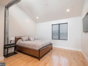 2902 S 15TH Street, Philadelphia PA 19145