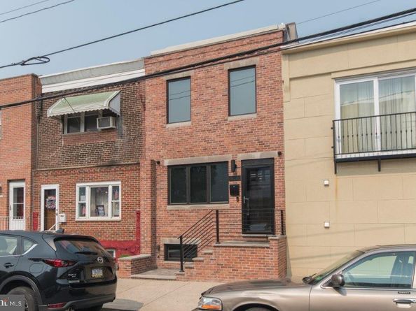 2902 S 15TH Street, Philadelphia PA 19145