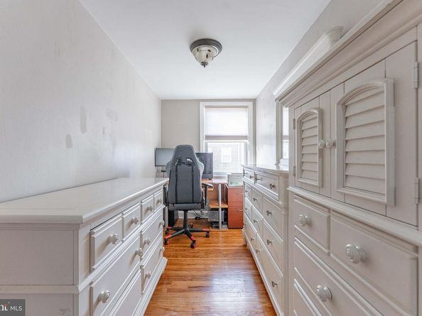 872 Fairfax Road, Drexel Hill PA 19026