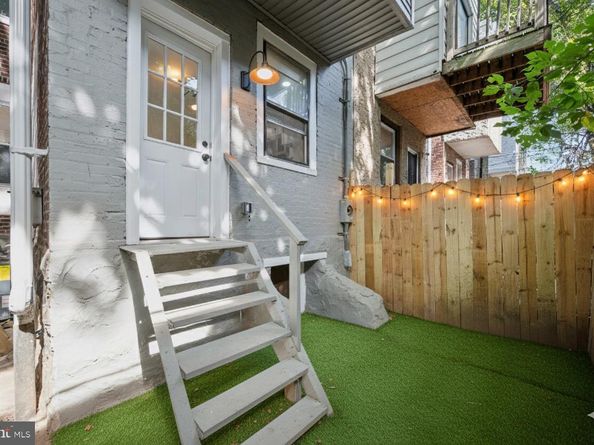 5224 Florence Avenue, Philadelphia PA 19143