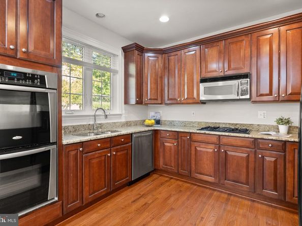 4025 Columbia Pike, Arlington VA 22204