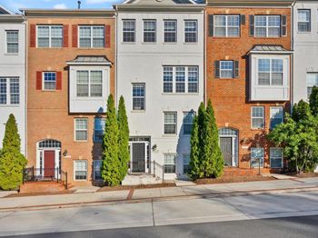 4025 Columbia Pike