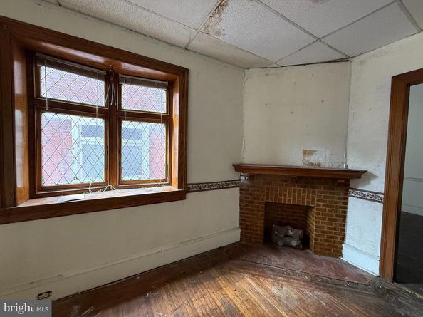5516 N Marshall Street, Philadelphia PA 19120