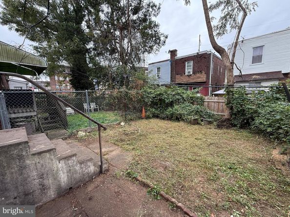 5516 N Marshall Street, Philadelphia PA 19120