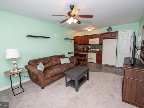 229 Walton Drive, Morrisville PA 19067