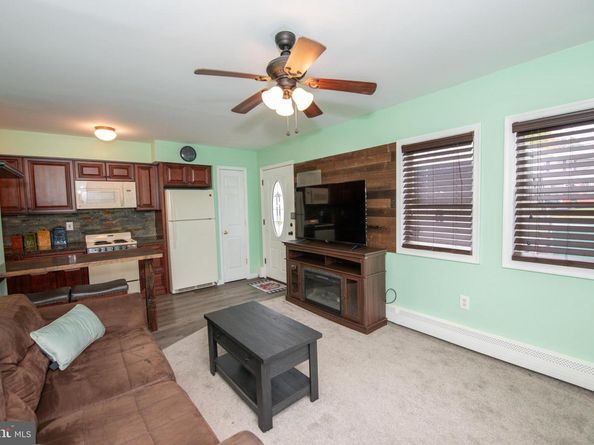 229 Walton Drive, Morrisville PA 19067