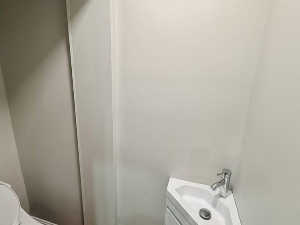 2129 N Natrona Street, Philadelphia PA 19121