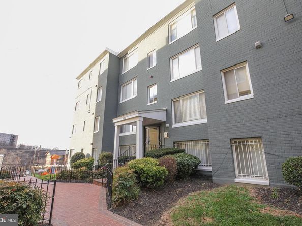 717 Brandywine Street SE 303, Washington DC 20032
