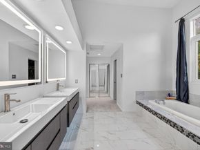 2031 Beacon Place, Reston VA 20191