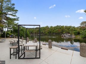 2031 Beacon Place, Reston VA 20191