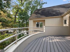 2031 Beacon Place, Reston VA 20191