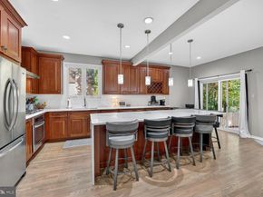 2031 Beacon Place, Reston VA 20191