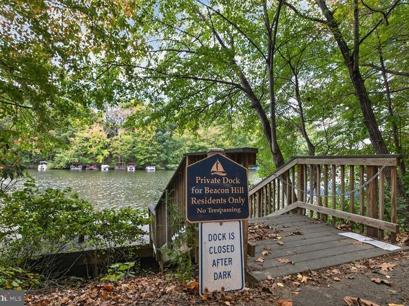 2031 Beacon Place, Reston VA 20191