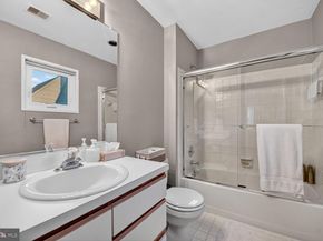 2031 Beacon Place, Reston VA 20191