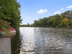 2031 Beacon Place, Reston VA 20191