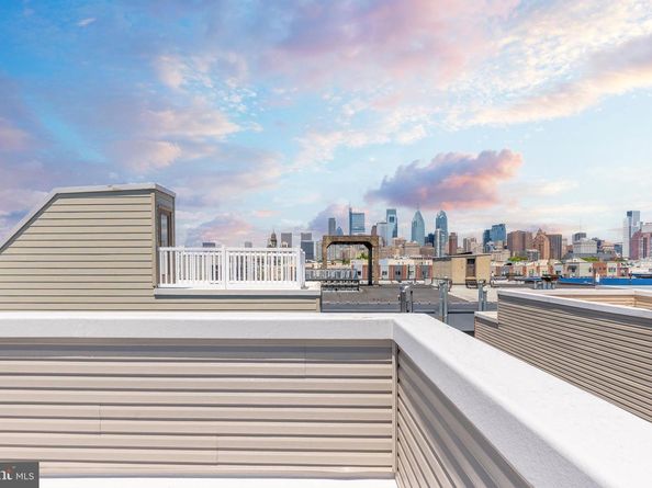 1121 S 20TH Street, Philadelphia PA 19146