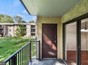 11653 Stoneview Square 11C, Reston VA 20191