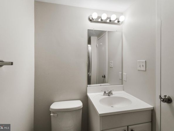 11653 Stoneview Square 11C, Reston VA 20191