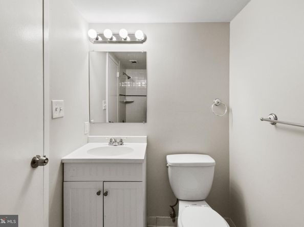 11653 Stoneview Square 11C, Reston VA 20191