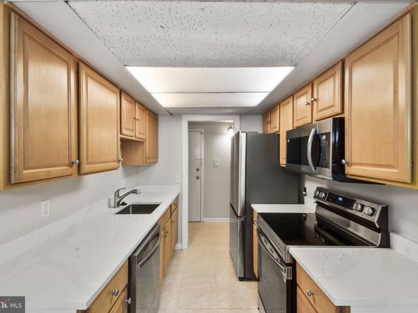 11653 Stoneview Square 11C, Reston VA 20191