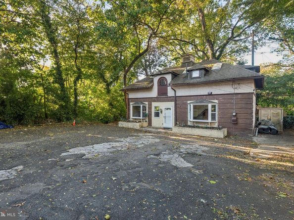 5939 Drexel Road, Philadelphia PA 19131