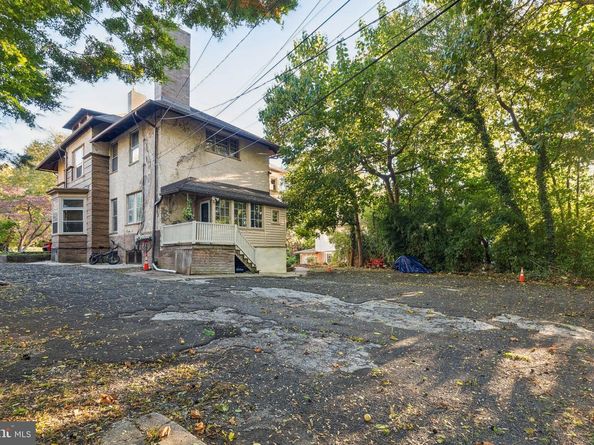 5939 Drexel Road, Philadelphia PA 19131