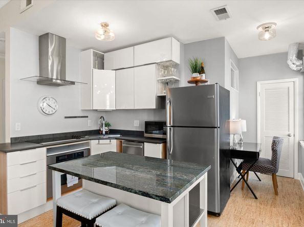 1701 16TH Street NW 802, Washington DC 20009