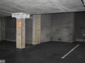 250 S Reynolds Street 206, Alexandria VA 22304