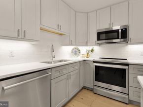 910 M Street NW 325, Washington DC 20001