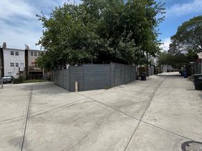 5118 8TH Street NW, Washington DC 20011