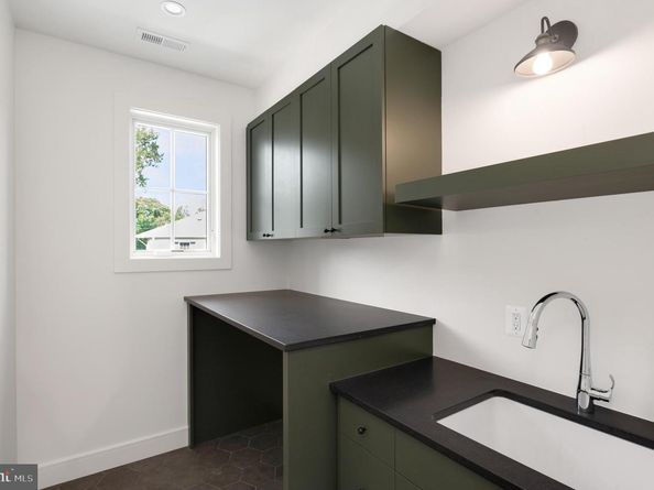 1416 N Hancock Street, Arlington VA 22201