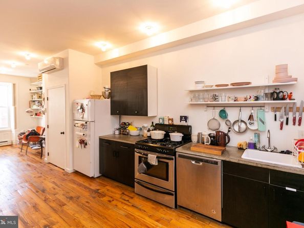 2106 E York Street, Philadelphia PA 19125