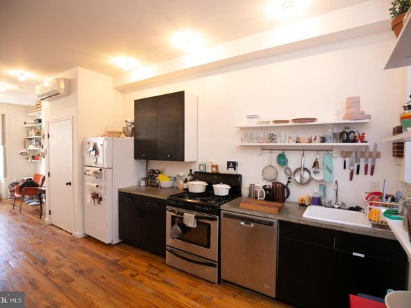 2106 E York Street, Philadelphia PA 19125