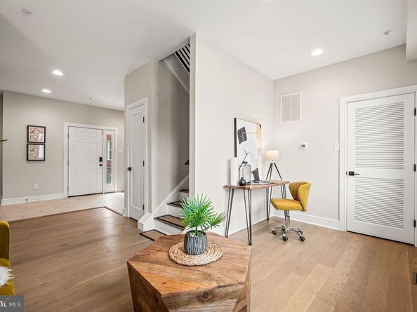 105 Alter Street, Philadelphia PA 19147