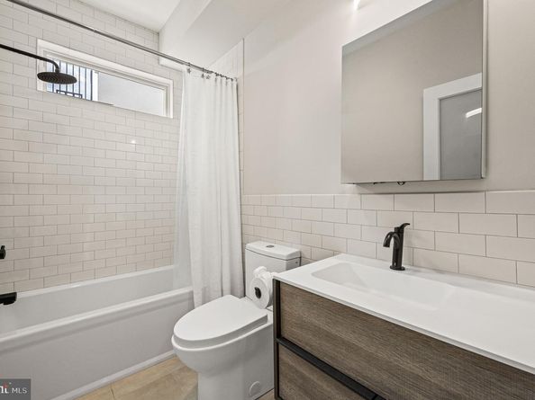 105 Alter Street, Philadelphia PA 19147