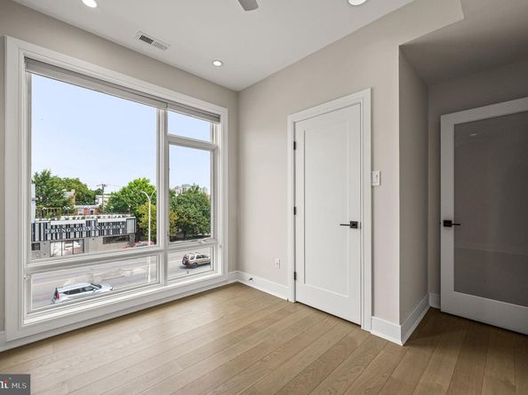 105 Alter Street, Philadelphia PA 19147