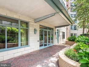 851 N Glebe Road N 601, Arlington VA 22203