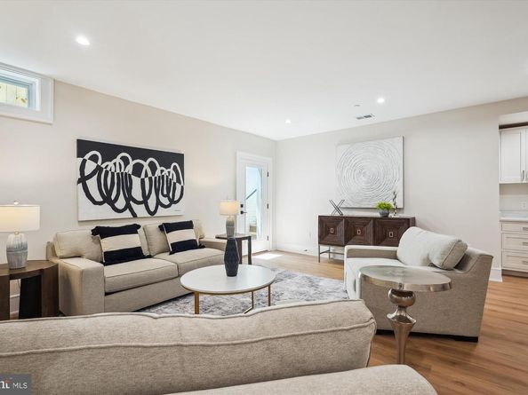 6508 Callander Drive, Bethesda MD 20817